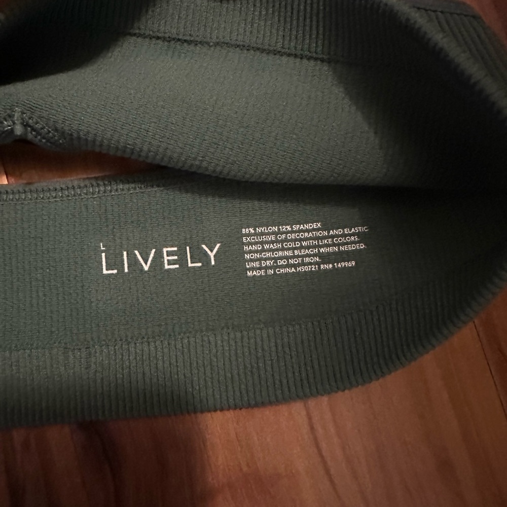 Lively Ribbed Bralette - Green - Picture 2 of 3